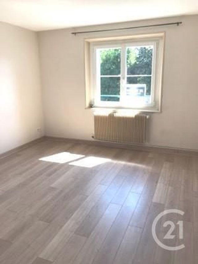 Appartement F2 à louer - 2 pièces - 50.0 m2 - VERDUN - 55 - LORRAINE - Century 21 L'Immobilière Verdunoise